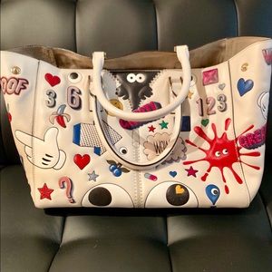 Ebury Maxi All Over Wink Stickers Tote Bag